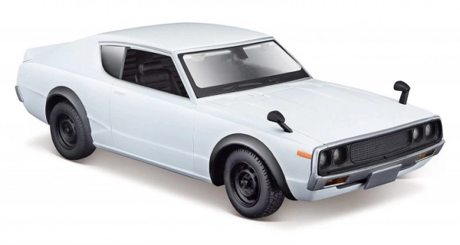 Modello composito Nissan Skyline 2000GT-R 1973 1/24 bianco