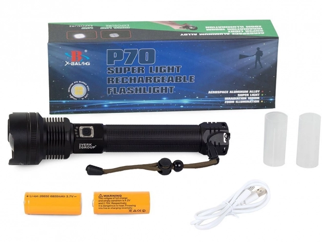 Torcia Tattica con LED Cree XHP70 e Zoom