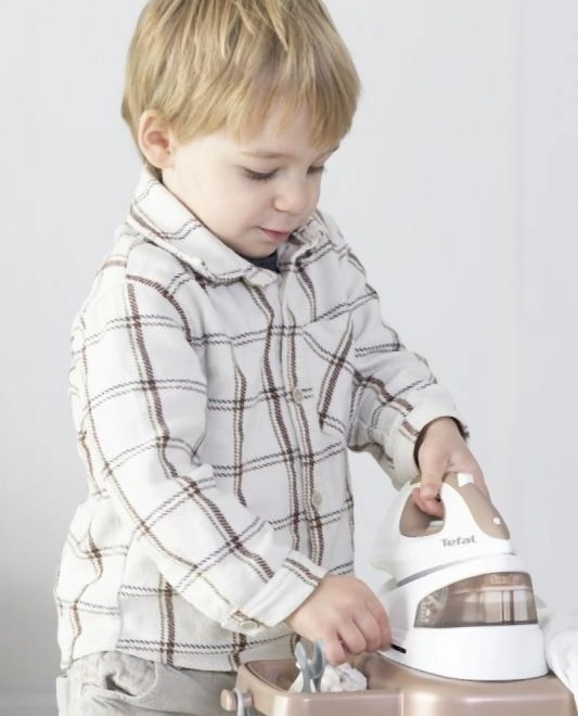 Tefal asse da stiro per bambini con ferro e stazione a vapore