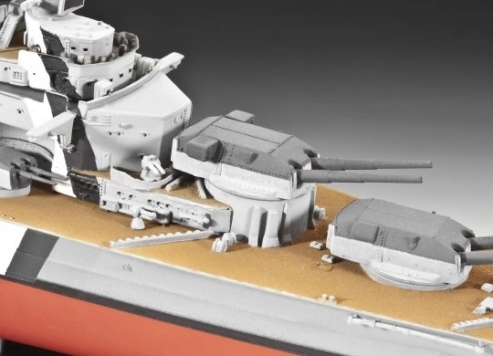 Modello plastico nave da guerra Bismarck