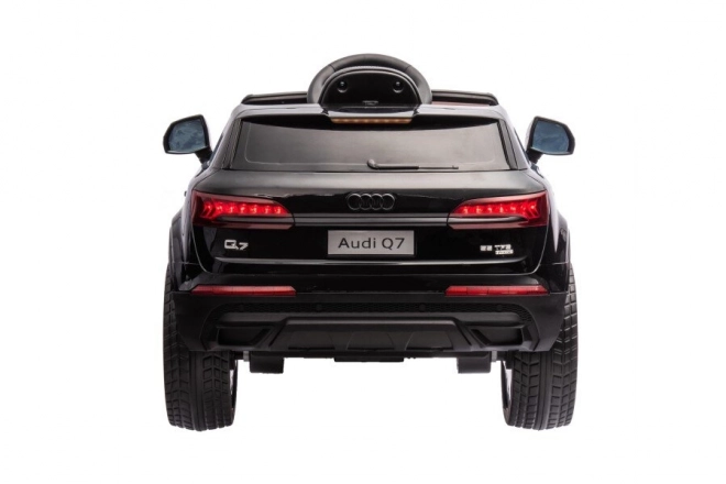 Auto elettrica per bambini Audi Q7 nero lucido