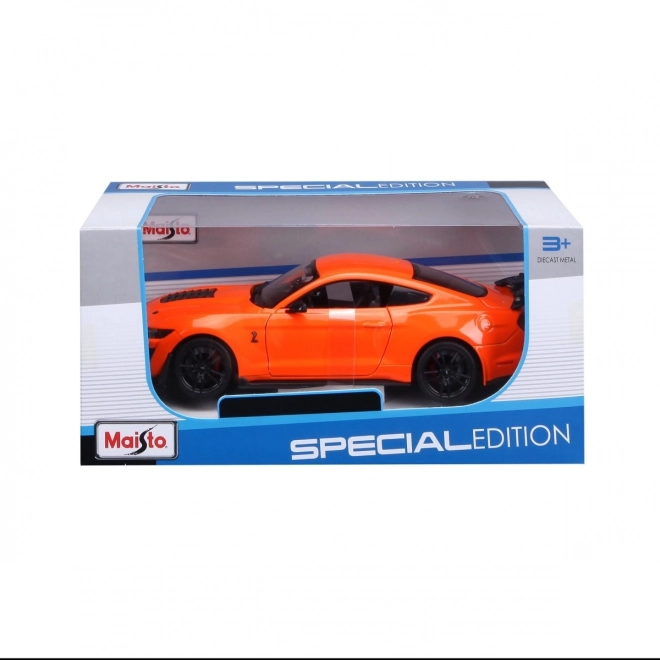 Modello in scala Mustang Shelby GT500 2020 arancione 1:24