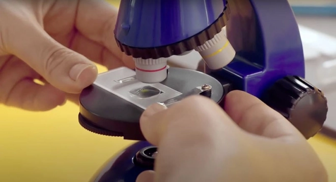 Microscopio Educativo Scopritore per Bambini da Piatnik