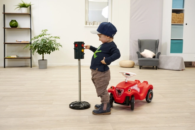 Grande Semaforo con Commutazione Automatica delle Luci