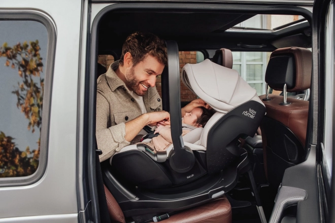 seggiolino auto Baby-Safe Pro con base Vario Lux grigio lino