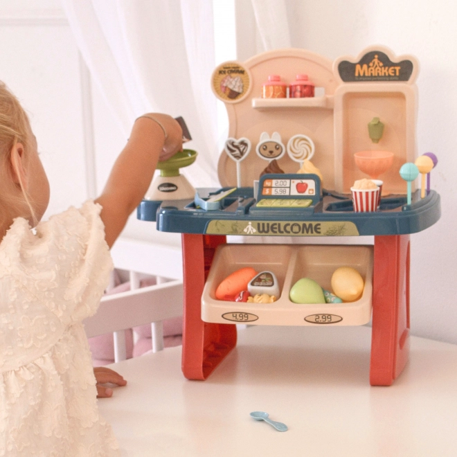 Supermercato con carrello della spesa per bambini