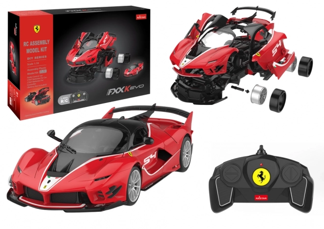 Auto da costruzione Ferrari FXXK EVO rosso