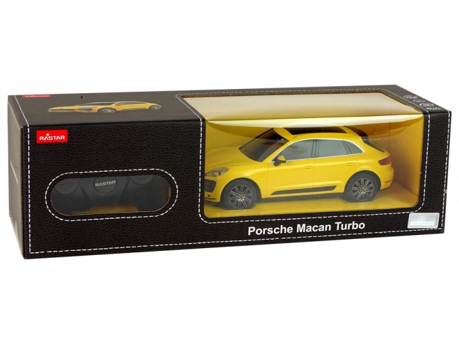 Auto radiocomandata Porsche Macan Turbo gialla 1:24