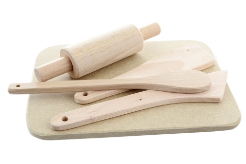 Set Di Utensili Da Cucina In Legno