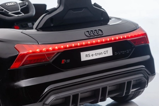 Auto elettrico per bambini Audi RS e-tron GT nero