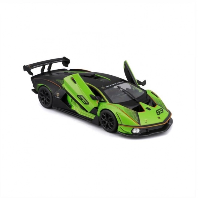 Lamborghini Essenza SCV12 verde in scala 1:24 di Bburago