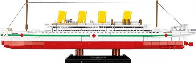 Modello HMHS Britannic in scala 1:700