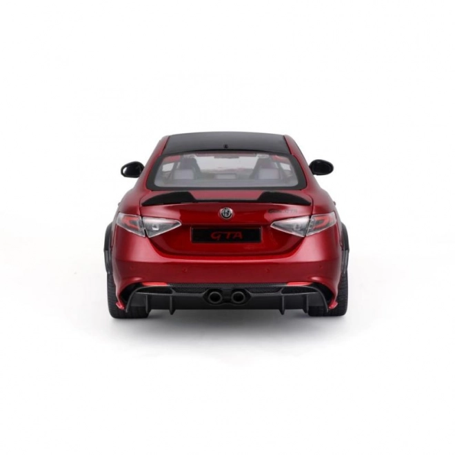 Modello in metallo Alfa Romeo Giulia GTAm in rosso metallizzato