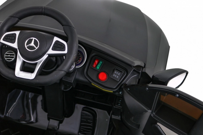 Mercedes Benz GLC63S per bambini nero + telecomando + trazione 4x4 + MP3 LED + EVA + avviamento lento