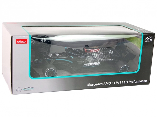 Auto R/C da corsa Mercedes-AMG F1 in scala 1:18