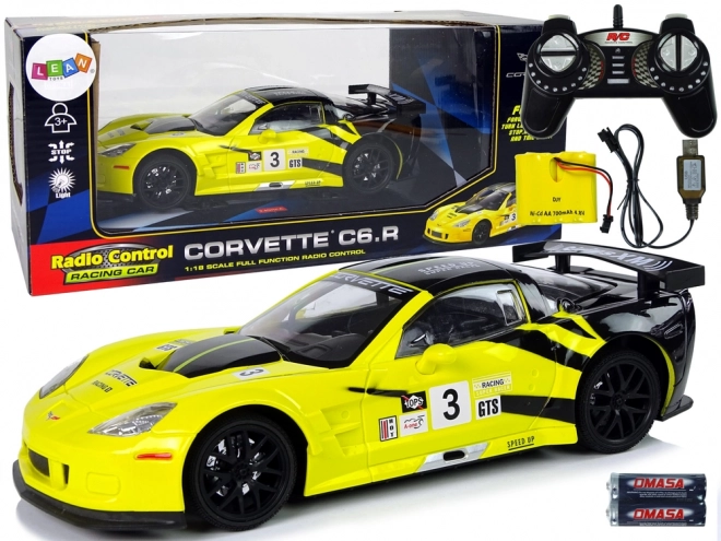 Auto da corsa telecomandato Corvette C6.R giallo con luci