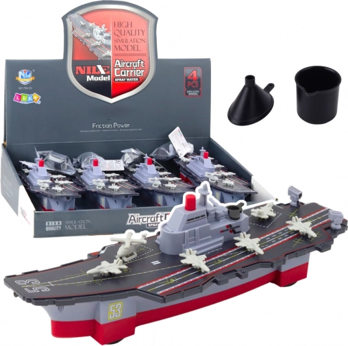 Nave militare con propulsione ed effetti acquatici
