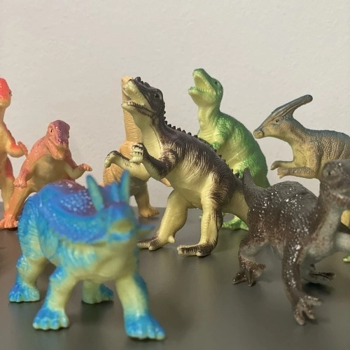 Set di figure di dinosauri