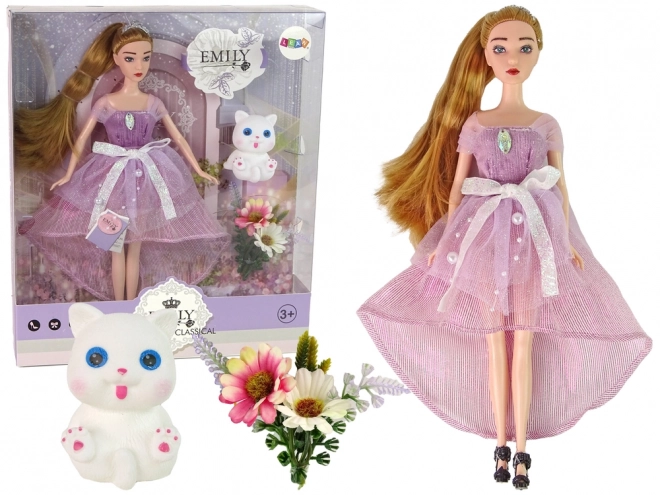 Bambola per bambini Emily con capelli lunghi e gattino bianco