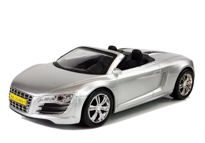 Auto cabrio con trazione a frizione argento 1:18