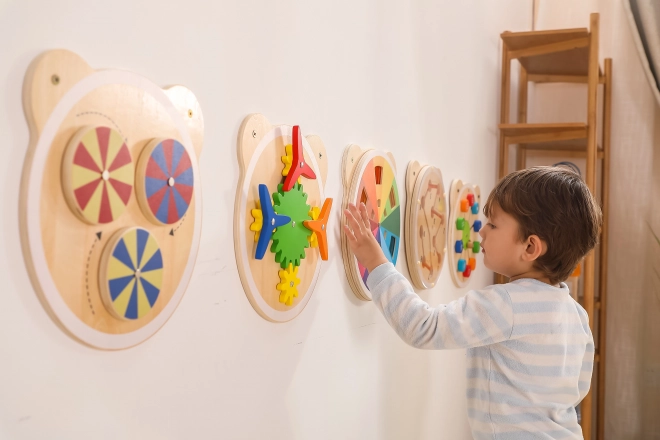 Gioco da Parete in Legno a Forma di Orso