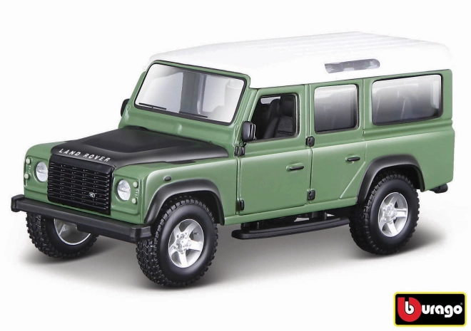 Land Rover Defender 110 in scala 1:32 - Marrone