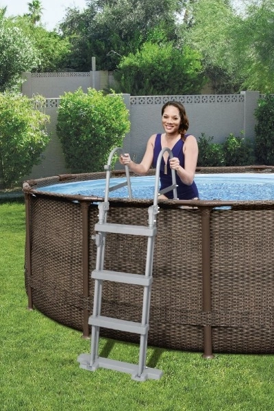 Piscina con filtraggio 366 x 100cm in scatola 43x115x36cm