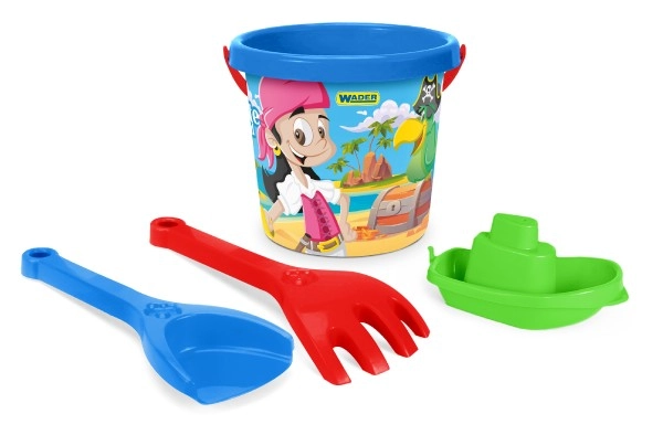 Tutto ciò di cui i bambini hanno bisogno nella sabbiera