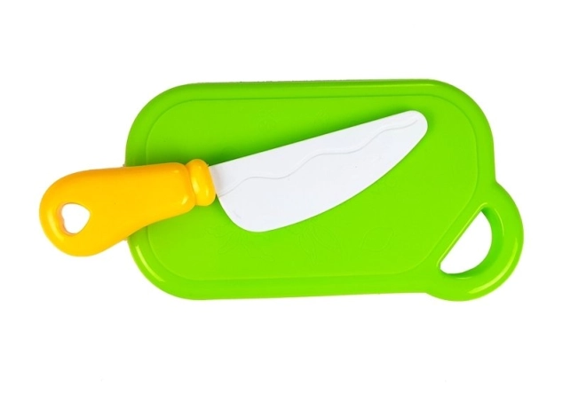 Coltello e tagliere sicuri per un gioco realistico