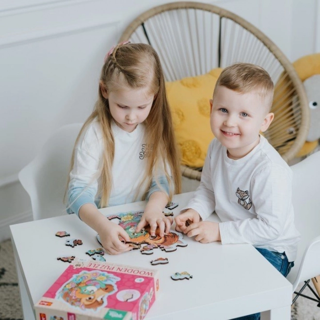 Puzzle sagomato in legno Treflíci: Famiglia felice 50 pezzi