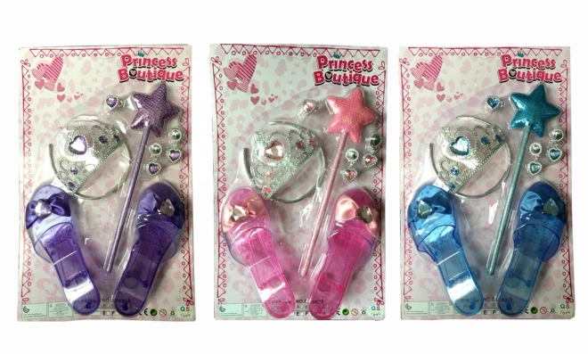 Set di accessori da principessa: corona, scarpette e bacchetta