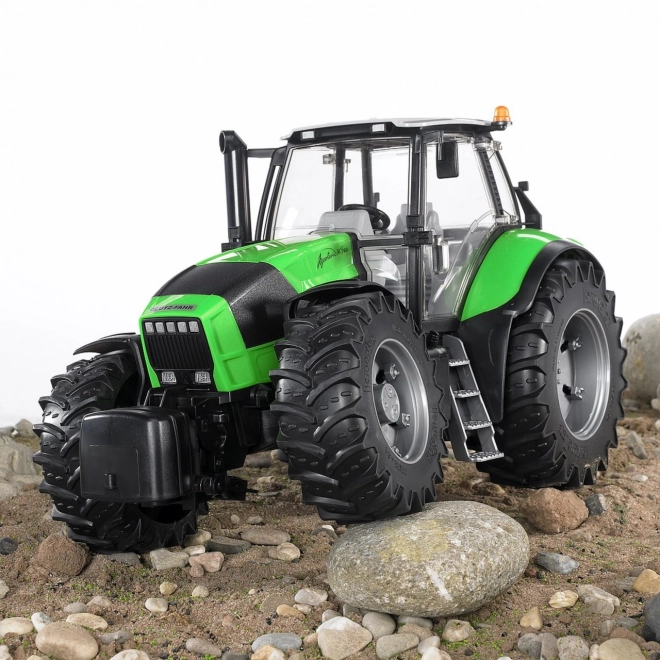 Trattore DEUTZ Agrotron X720 Bruder