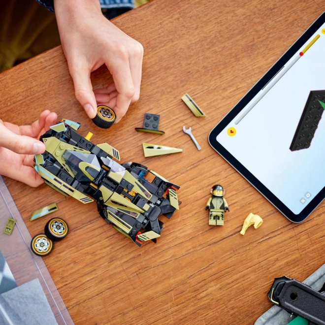 Abitacolo apribile e minifigure del pilota