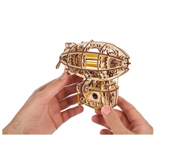 Ugears dirigibile steampunk in legno 3D