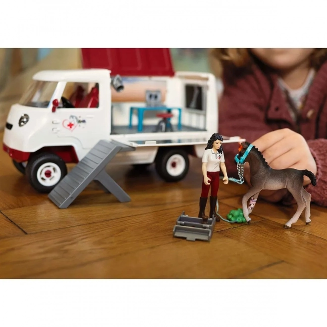 Clinica Mobile Schleich per Animali con Puledro Horse Club