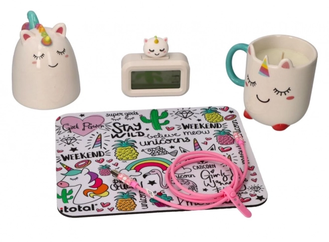 Tazza con unicorno dalla collezione Stay Wild
