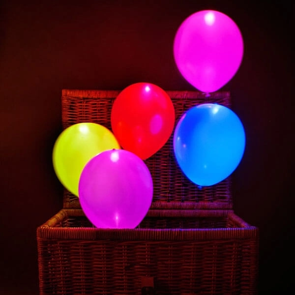 Palloncini LED luminosi 5 pezzi assortiti 30 cm