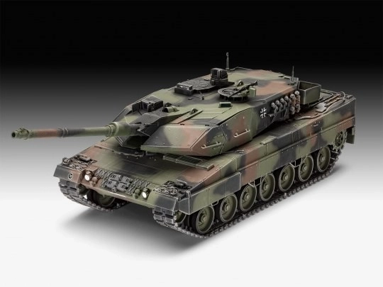 Modello in plastica Leopard 2A6/A6NL