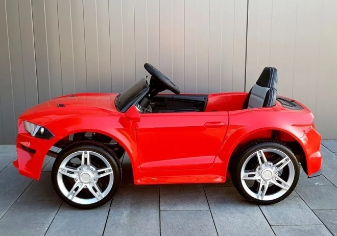 Auto sportiva elettrica per bambini rossa