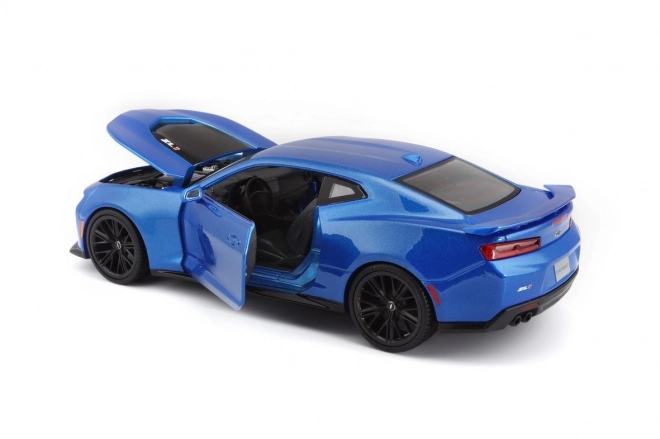 Modello Chevrolet Camaro ZL1 2017 blu in scala 1/24