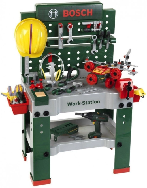 Banco realistico con pegboard