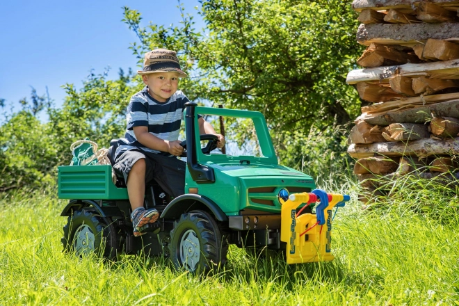 RollyUnimog Foresta di Mercedes-Benz con verricello