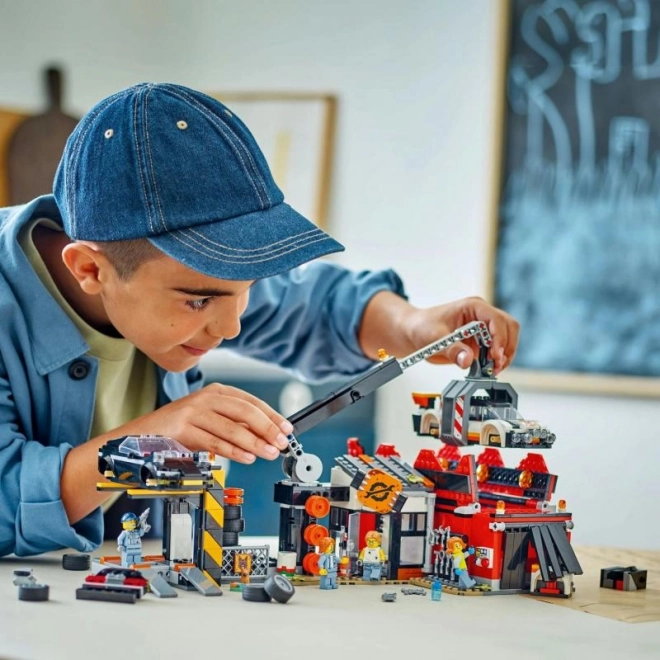 Cantiere di rottami con automobili LEGO City