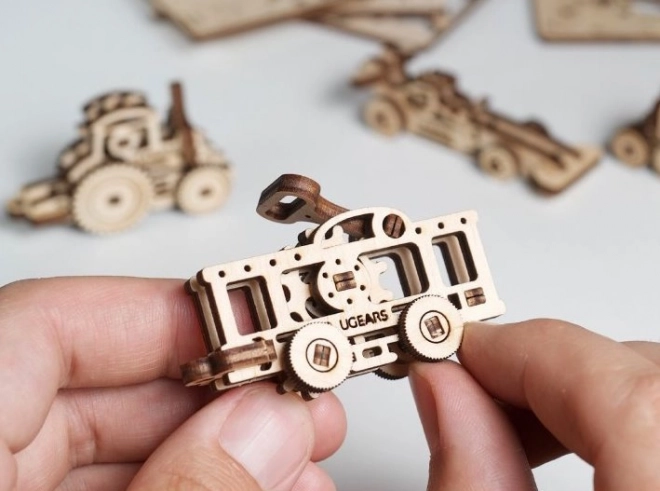 Ugears 3D puzzle meccanici in legno - 4 ciondoli meccanici veicoli