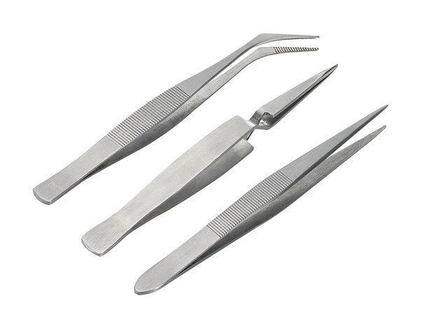 Set di 3 pinzette modellismo