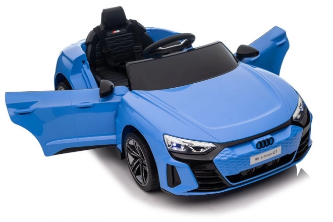 Auto a batteria AUDI e-tron GT blu