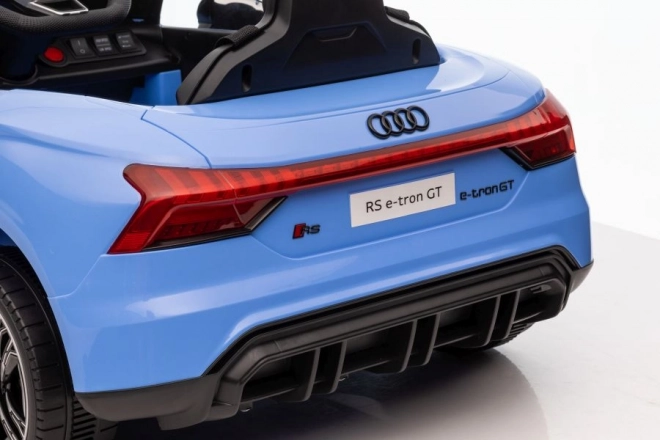 Auto a batteria AUDI e-tron GT blu