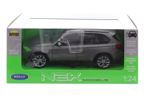 Modello in scala 1:24 di BMW X5