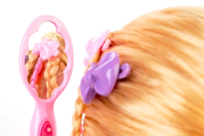 Styling creativo con accessori per capelli vivaci