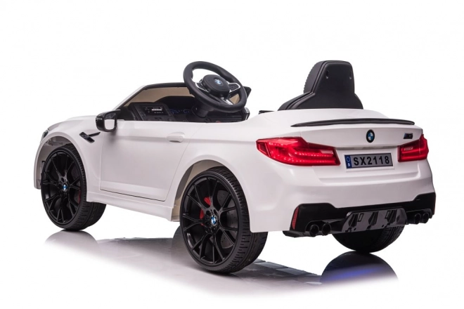 Veicolo elettrico per bambini BMW M5 bianco